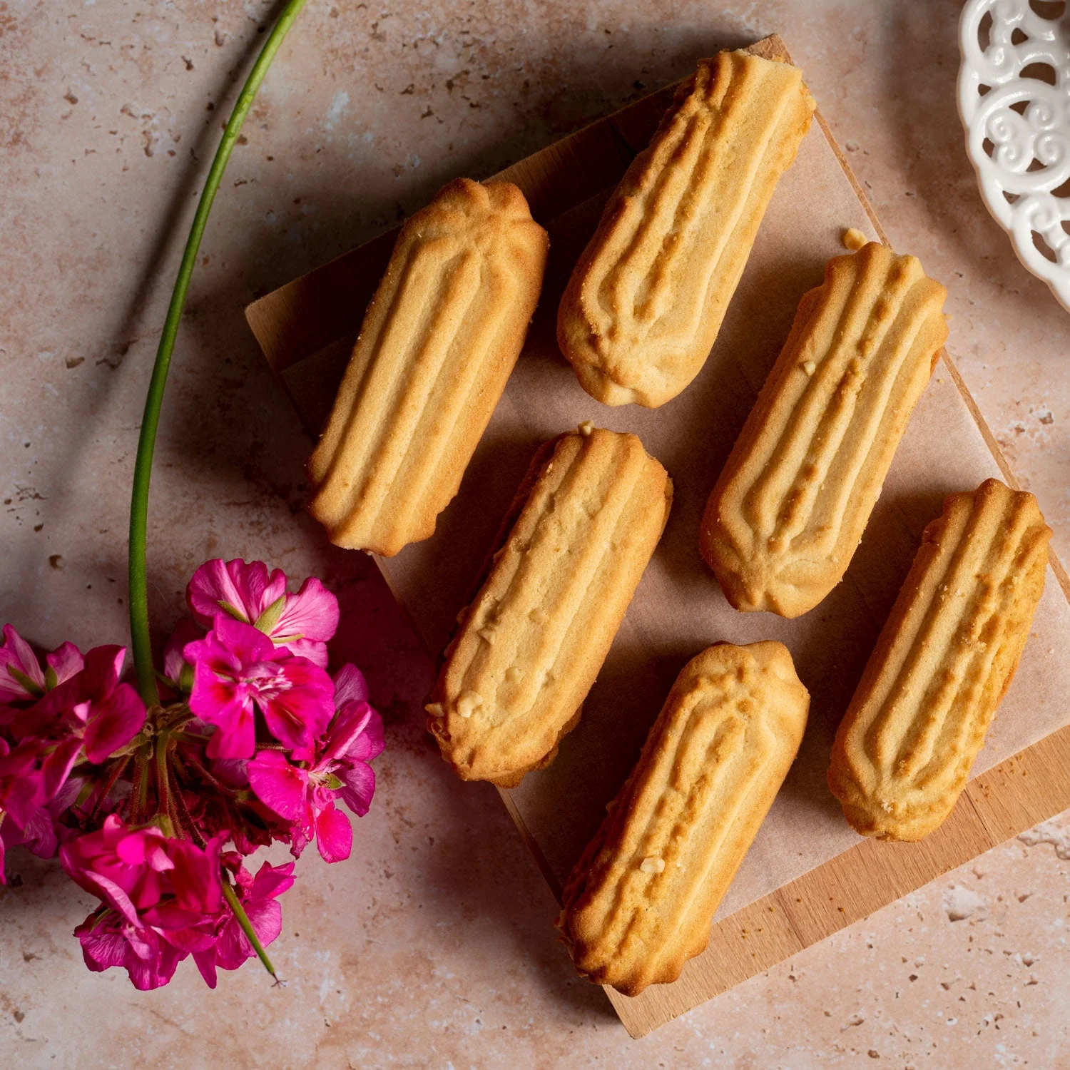 Traditional Greek Voutimata – Cookies filled with Apricot Jam (500g) - Image 2